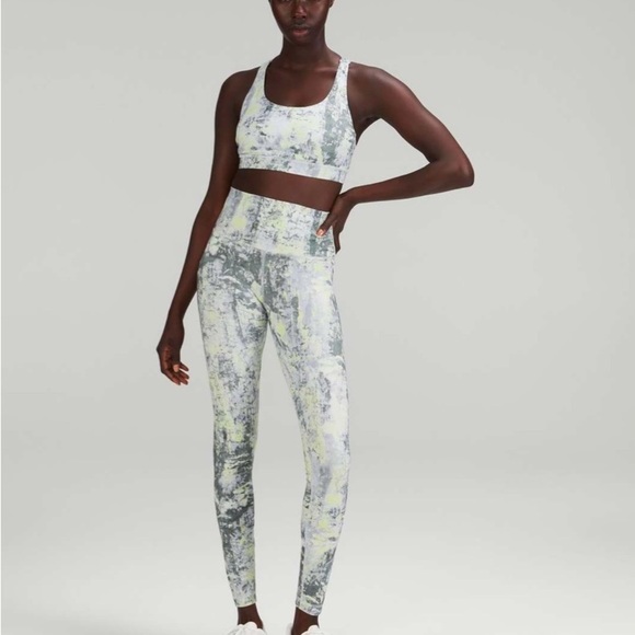 Lululemon size 6 Wunder Train high rise tights Everlux - Picture 5 of 10